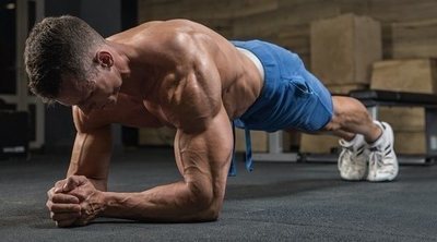 Ejercicio de plancha o plank: cómo se hace y beneficios