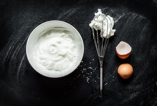 Las claras de huevo son uno de tus mejores aliados para conseguir ganar masa muscular.