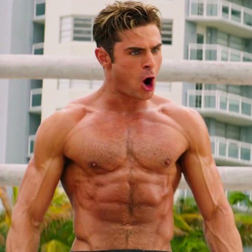 Con esta rutina de ejercicios Zac Efron consiguió el cuerpo que vemos en la foto.