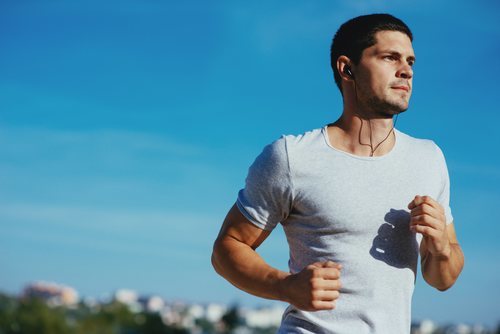 Correr de forma moderada, el mejor descanso activo.